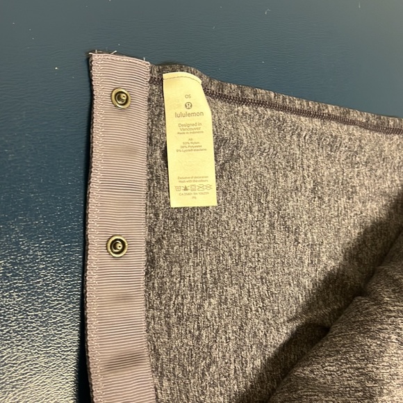 Lululemon Vinyasa Scarf - Picture 6 of 8